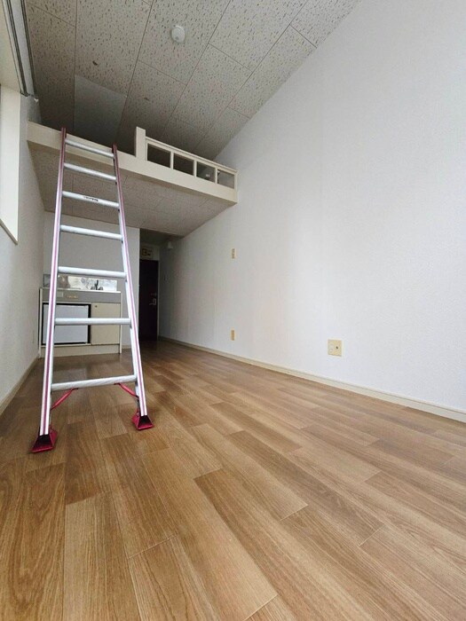 物件内観写真10　(居室)