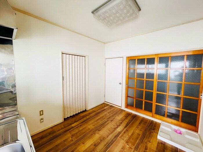 物件内観写真11　(居室)