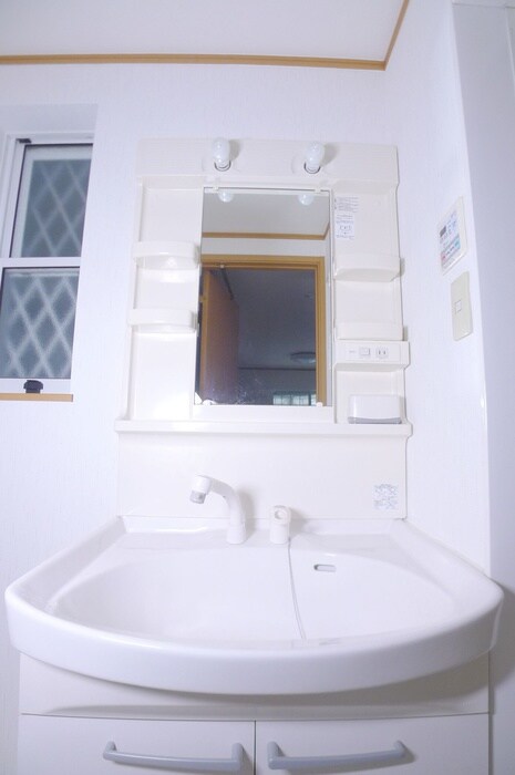 物件内観写真10　(洗面)