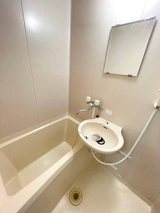 物件内観写真12　(バス／シャワールーム等)