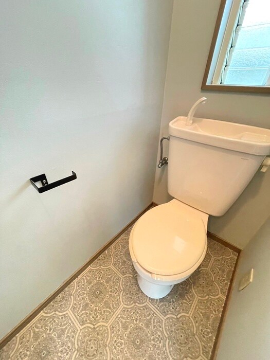 物件内観写真13　(トイレ)