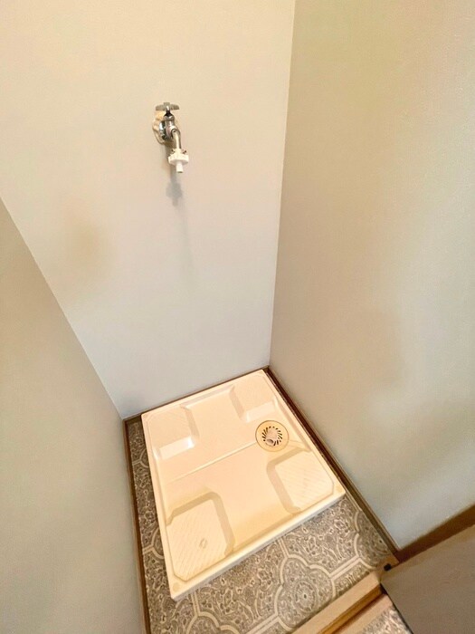 物件内観写真14　(洗濯機置場)