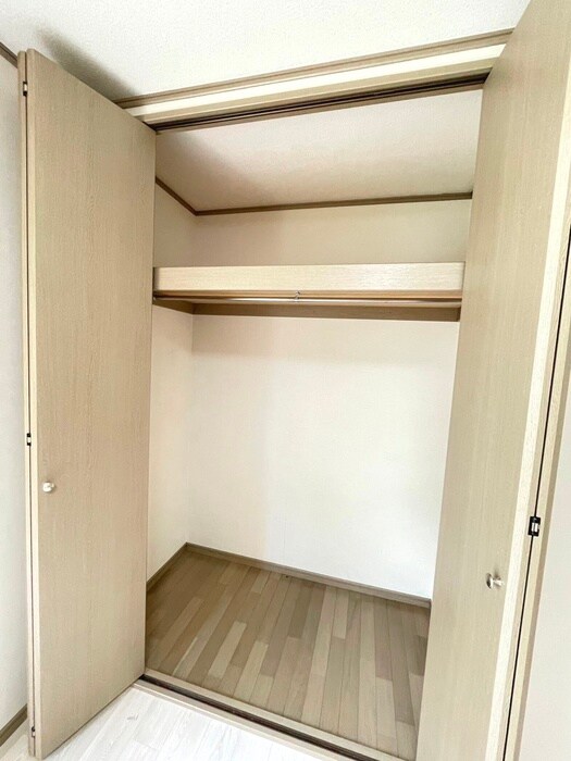 物件内観写真15　(収納)
