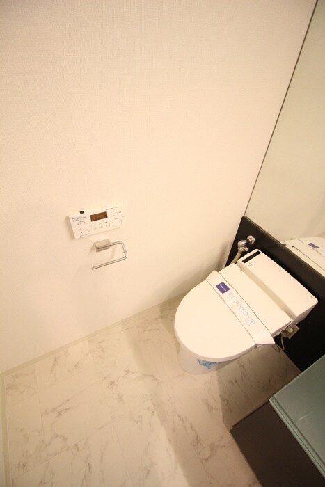 物件内観写真14　(トイレ)