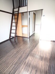 物件内観写真8　(居室)