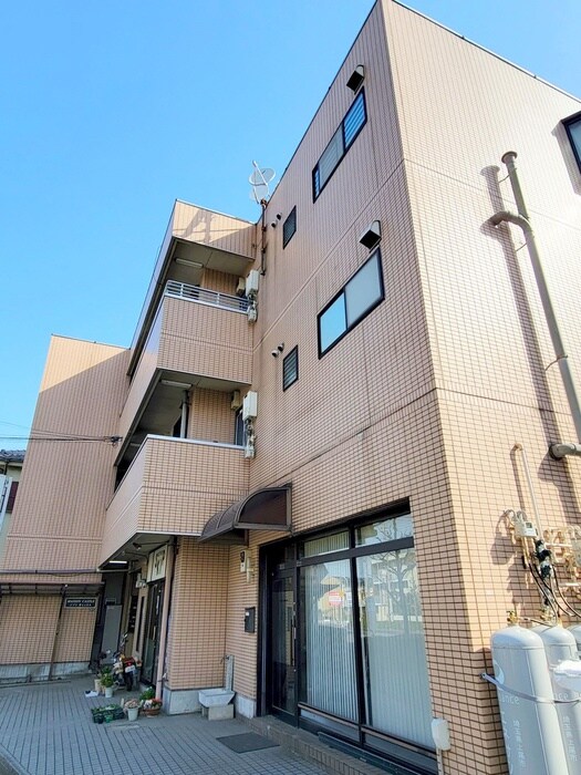 物件外観写真1　(外観写真)