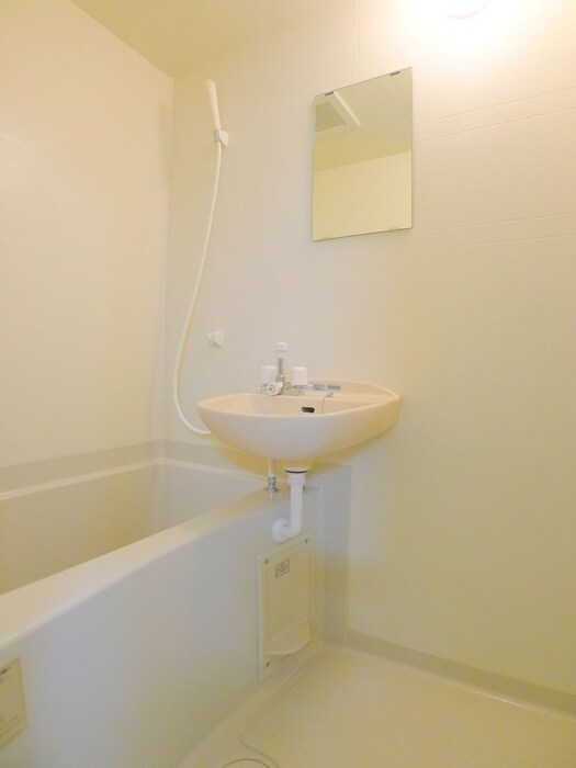 物件内観写真13　(バス／シャワールーム等)