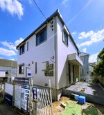 建築中