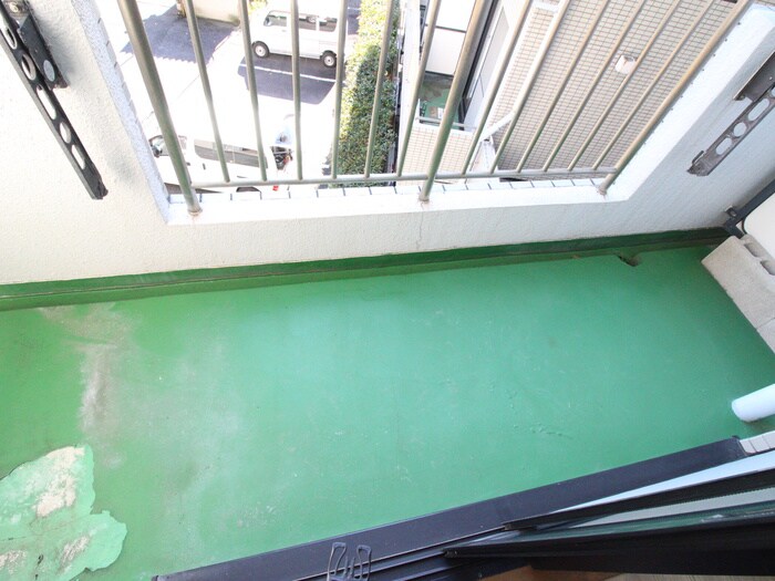 ハイツ草苑のベランダ・バルコニー