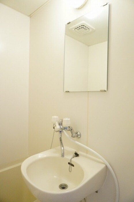 物件内観写真10　(洗面)