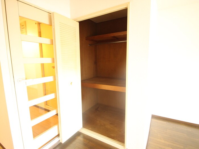 物件内観写真8　(収納)