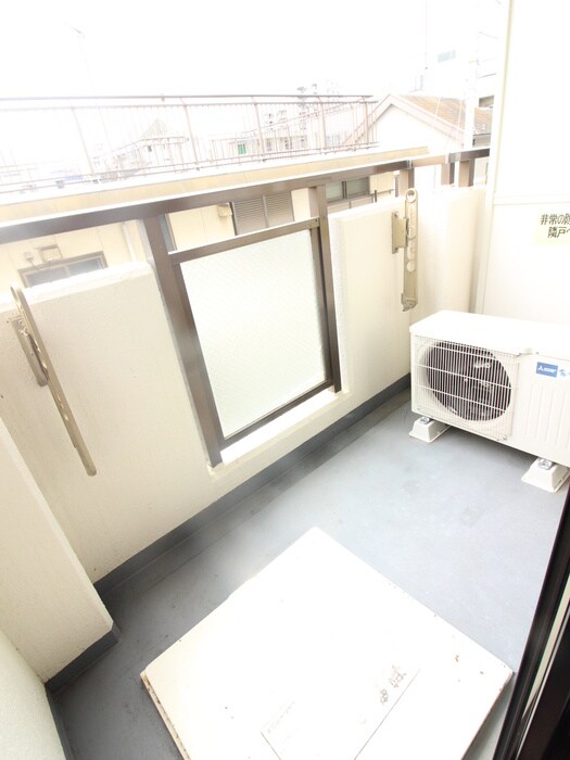 物件内観写真16　(ベランダ・バルコニー)