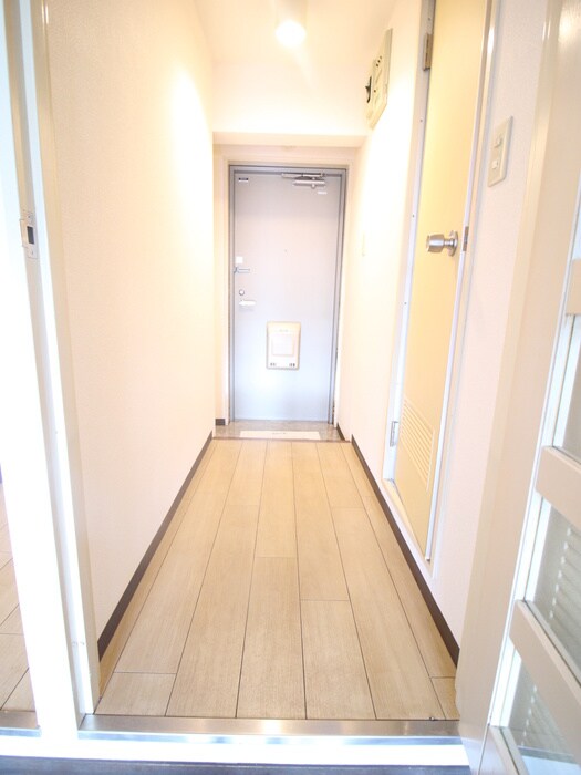 物件内観写真17　(廊下)