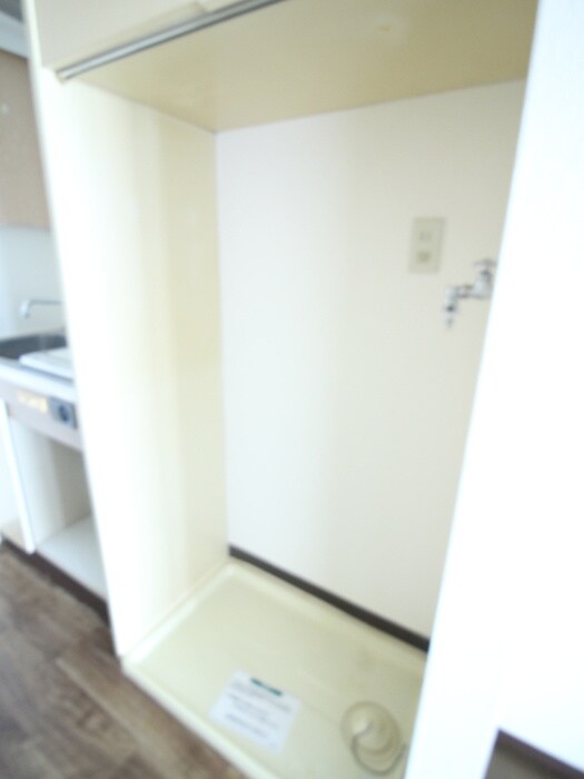 物件内観写真21　(洗濯機置場)