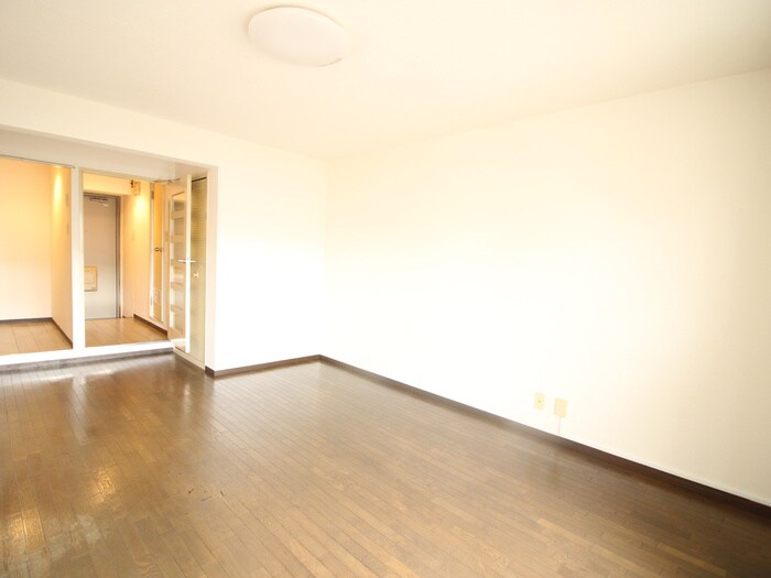 物件内観写真21　(居室)