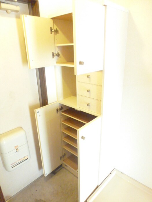 物件内観写真18　(靴箱)