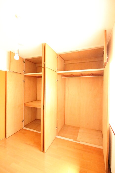 物件内観写真15　(収納)