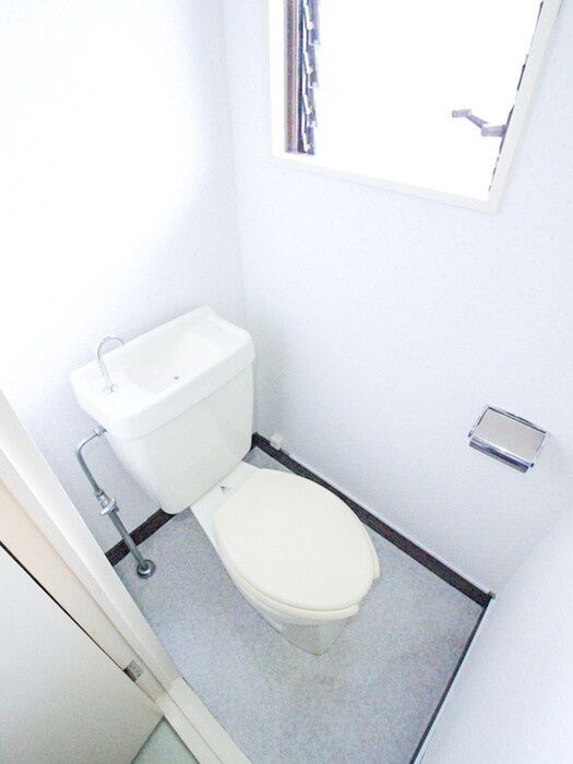 物件内観写真12　(トイレ)