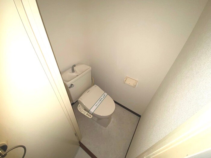 物件内観写真11　(トイレ)