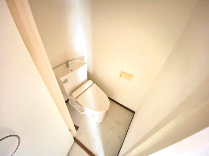 物件内観写真11　(トイレ)