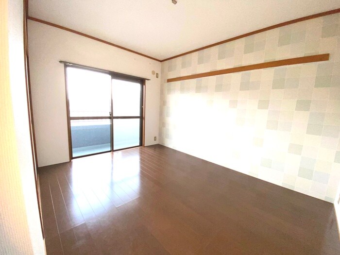 物件内観写真13　(居室)