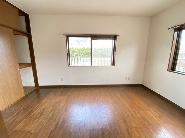 物件内観写真14　(居室)