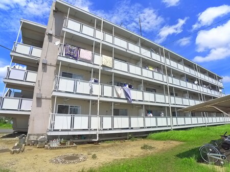 ビレッジハウス五所1号棟外観写真