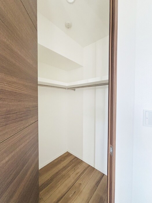 物件内観写真11　(収納)