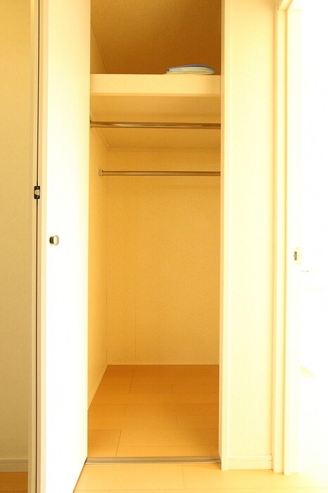 物件内観写真15　(収納)