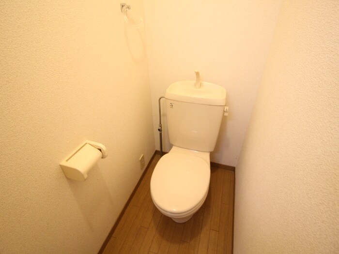 物件内観写真12　(トイレ)