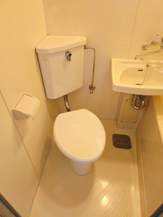 物件内観写真12　(トイレ)