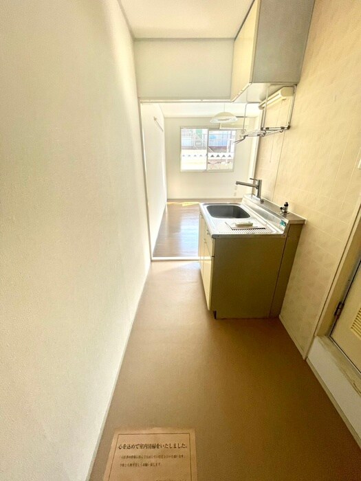 物件内観写真14　(廊下)