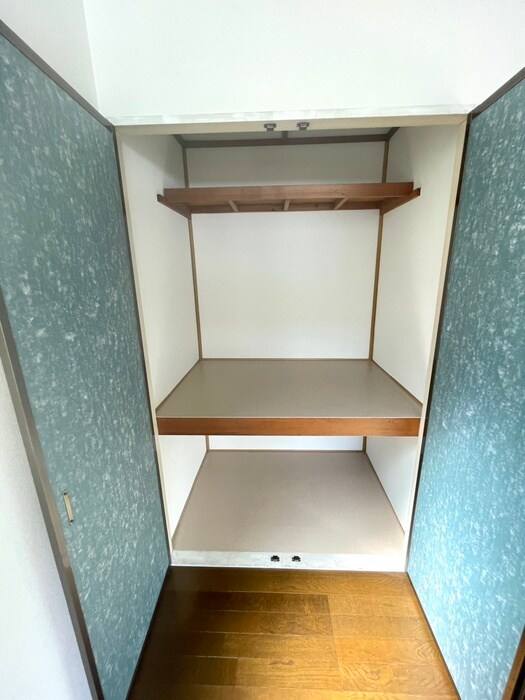 物件内観写真16　(収納)