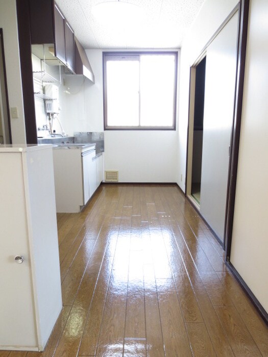 物件内観写真8　(内観写真)