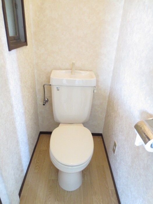 物件内観写真15　(トイレ)