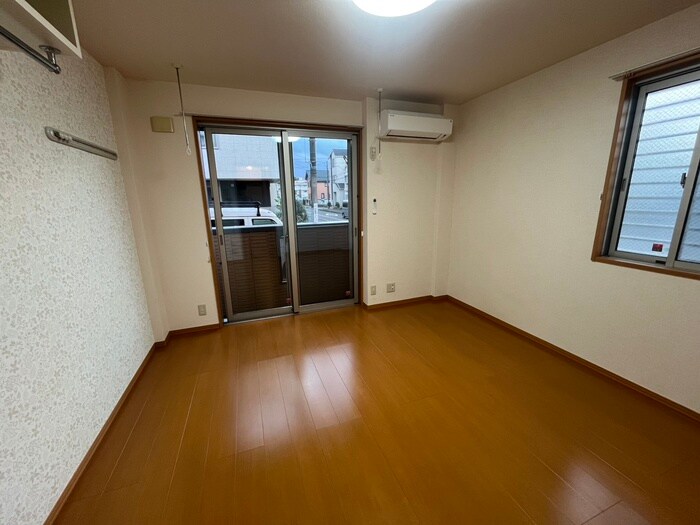 物件内観写真7　(居室)