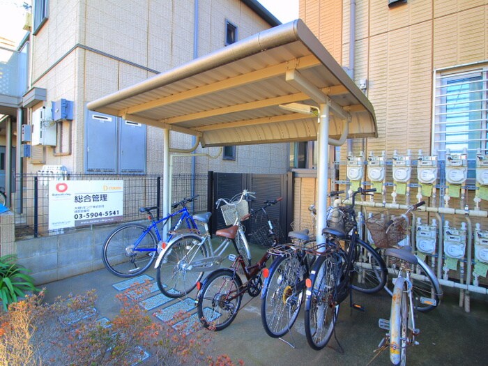 物件外観写真6　(駐輪場)