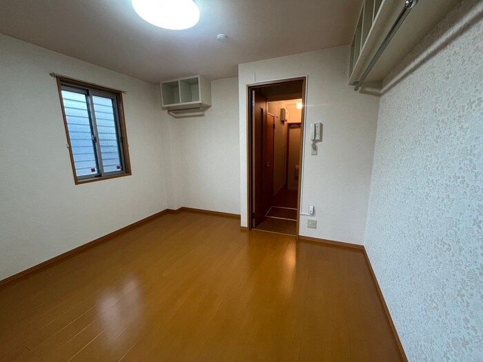 物件内観写真10　(居室)