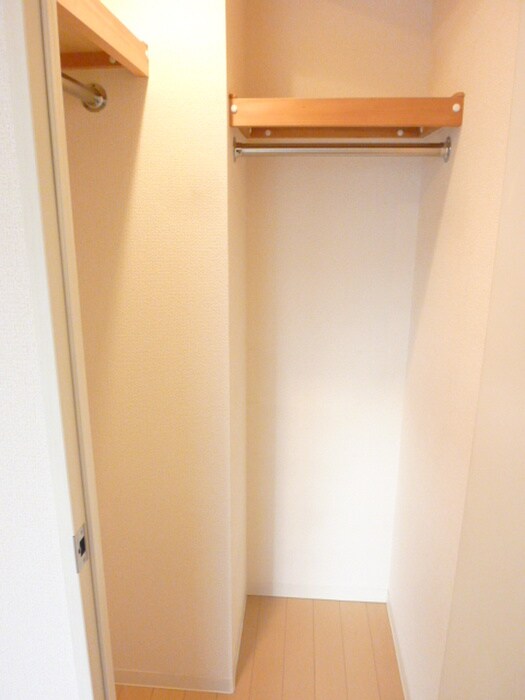 物件内観写真10　(収納)