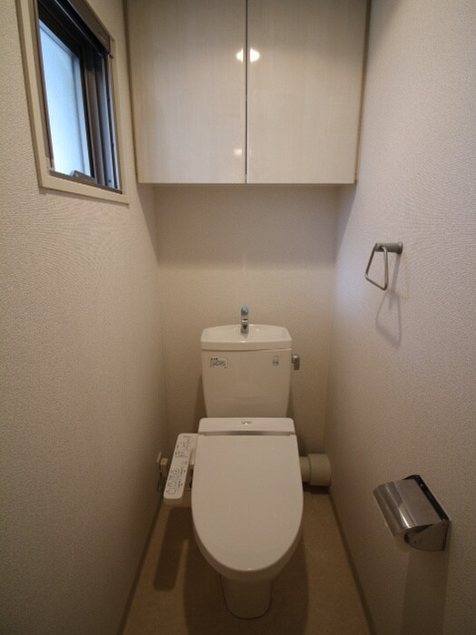 物件内観写真13　(トイレ)