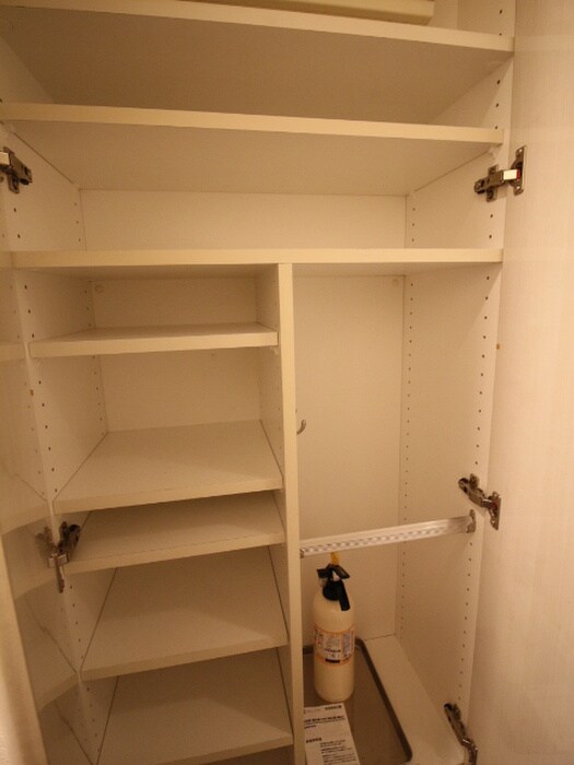 物件内観写真15　(靴箱)