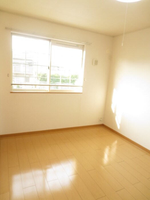 物件内観写真11　(居室)