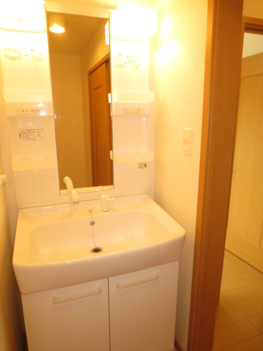 物件内観写真16　(洗面)