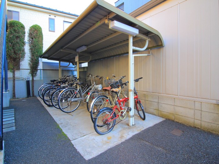 物件外観写真6　(駐輪場)