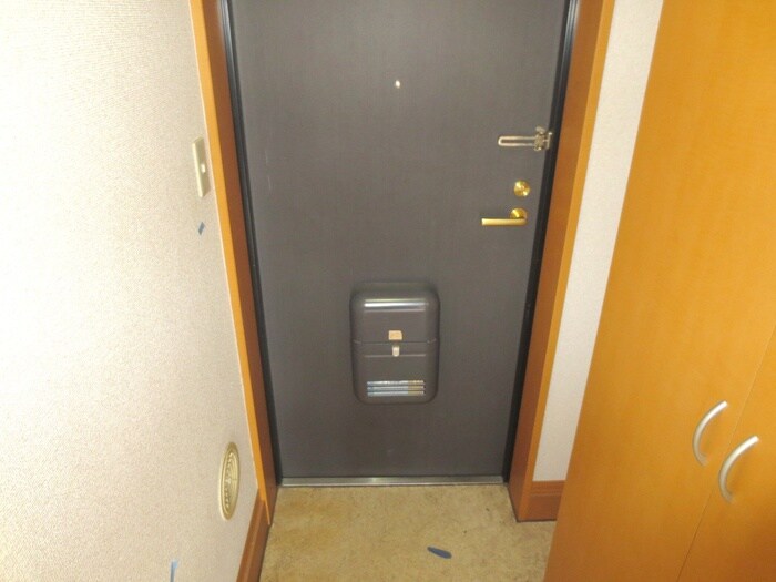 物件内観写真15　(玄関)