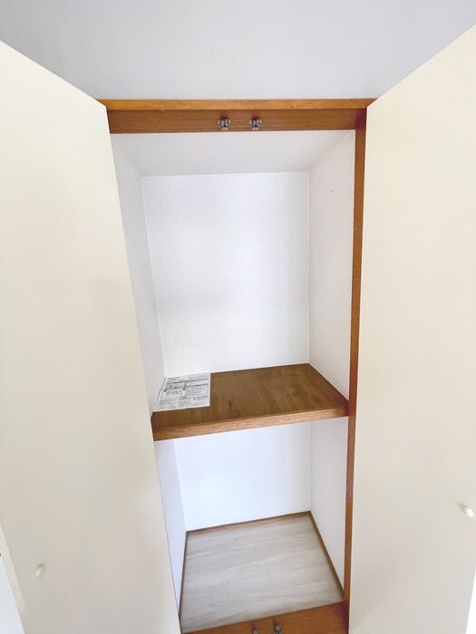 物件内観写真9　(収納)