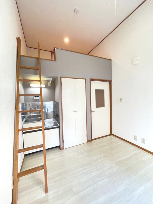 物件内観写真10　(ロフト)