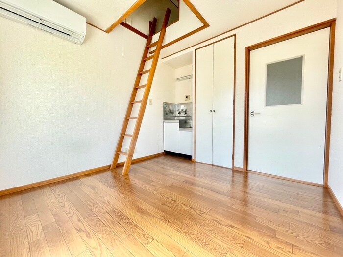 物件内観写真10　(居室)