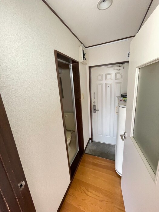 物件内観写真16　(廊下)