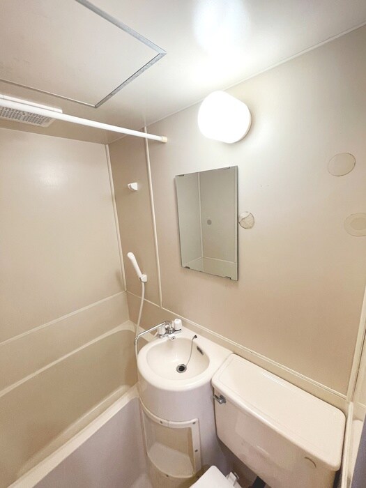 物件内観写真18　(洗面)